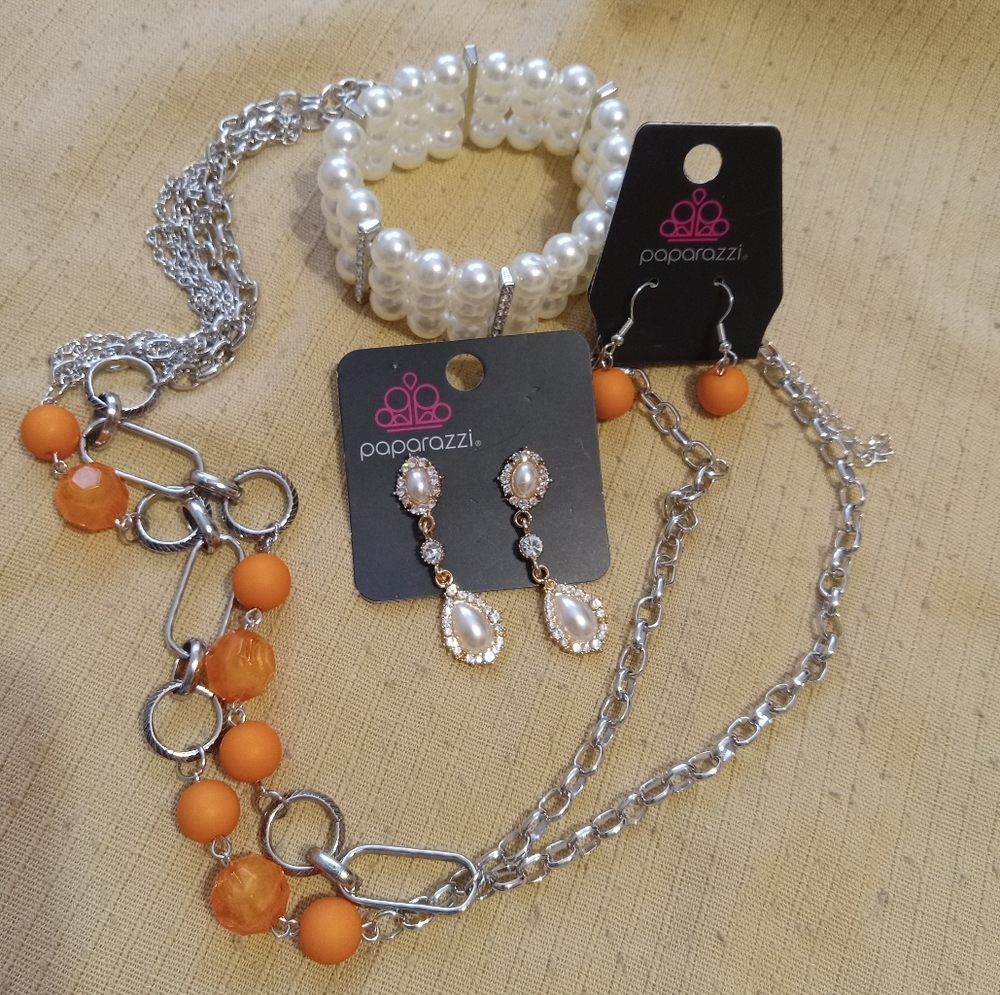 Paparazzi Silver/Orange And Pearl Jewelry Sets